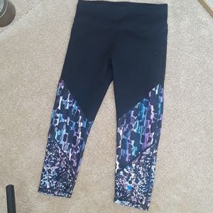 Fabletics  Cropped Leggings